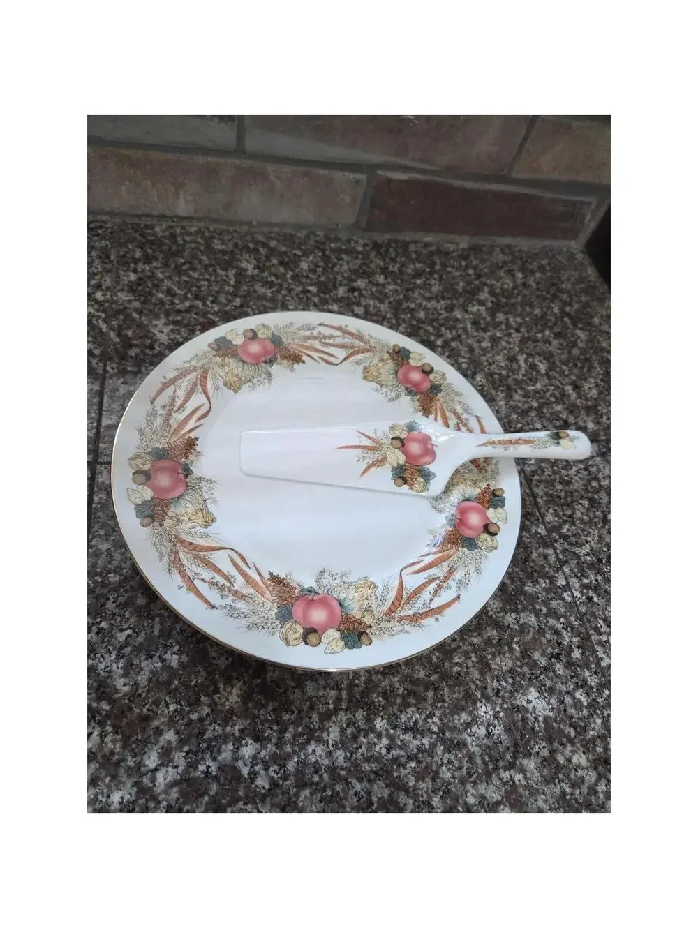 Andrea by Sadek Autumn Cornucopia Cake Plate with Server 1992